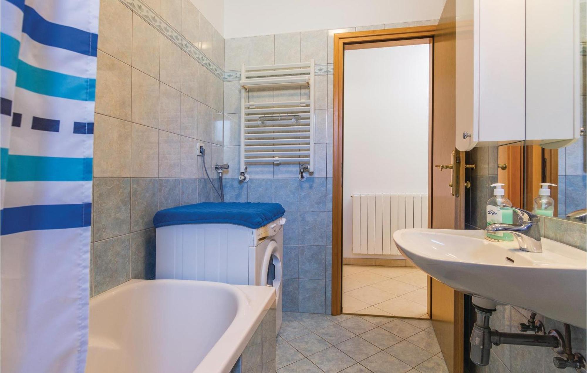 Beautiful Apartment In Porec With Kitchen Dış mekan fotoğraf